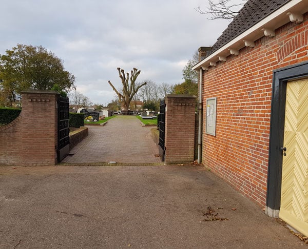 algemene begraafplaats-Valkenburg ZH gedenkteken keuzenkamp-marcelis